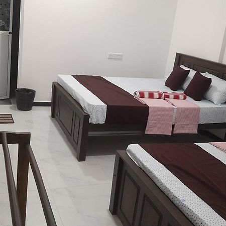 נילבלי Theepan'S Home מראה חיצוני תמונה