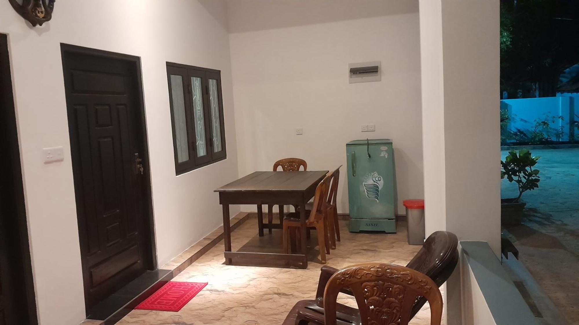 נילבלי Theepan'S Home מראה חיצוני תמונה